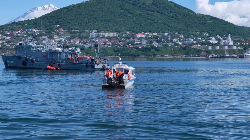 Инспекторы ГИМС на Камчатке приняли участие в учениях по спасению людей